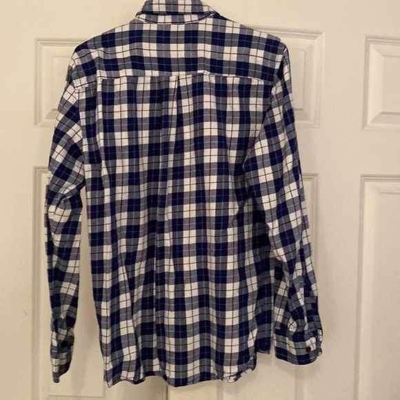 St. John’s Bay plaid shirt size medium blue and white button-down cotton - Picture 2 of 5